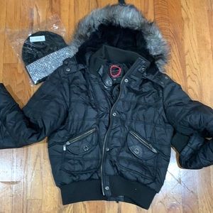 Black winter jacket w faux fur hood. Bonus hat.